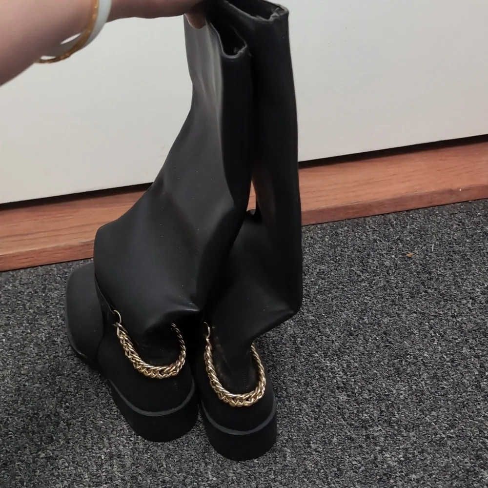 Express Chain Riding Boots - Picture 3 of 3